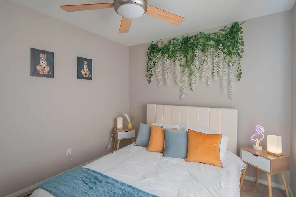 Hébergement de vacances *Spoil Yourself! New Indoor Picnic & Pool 3Bd 2Ba* Phoenix États-Unis